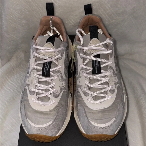 NWT Flower Mountain SOLIN UNI
Suede and technical fabric sneakers - Light grey - Picture 9 of 15